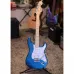Kit Fender Guitarra Squier Affinity Series Stratocaster HSS Blue