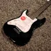 Guitarra Fender Squier Mini Stratocaster Left Hand Black 0370123506 Guitarra Fender Squier Mini Stratocaster Left Hand Black 0370123506