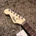 Guitarra Fender Squier Mini Stratocaster Left Hand Black 0370123506 Guitarra Fender Squier Mini Stratocaster Left Hand Black 0370123506
